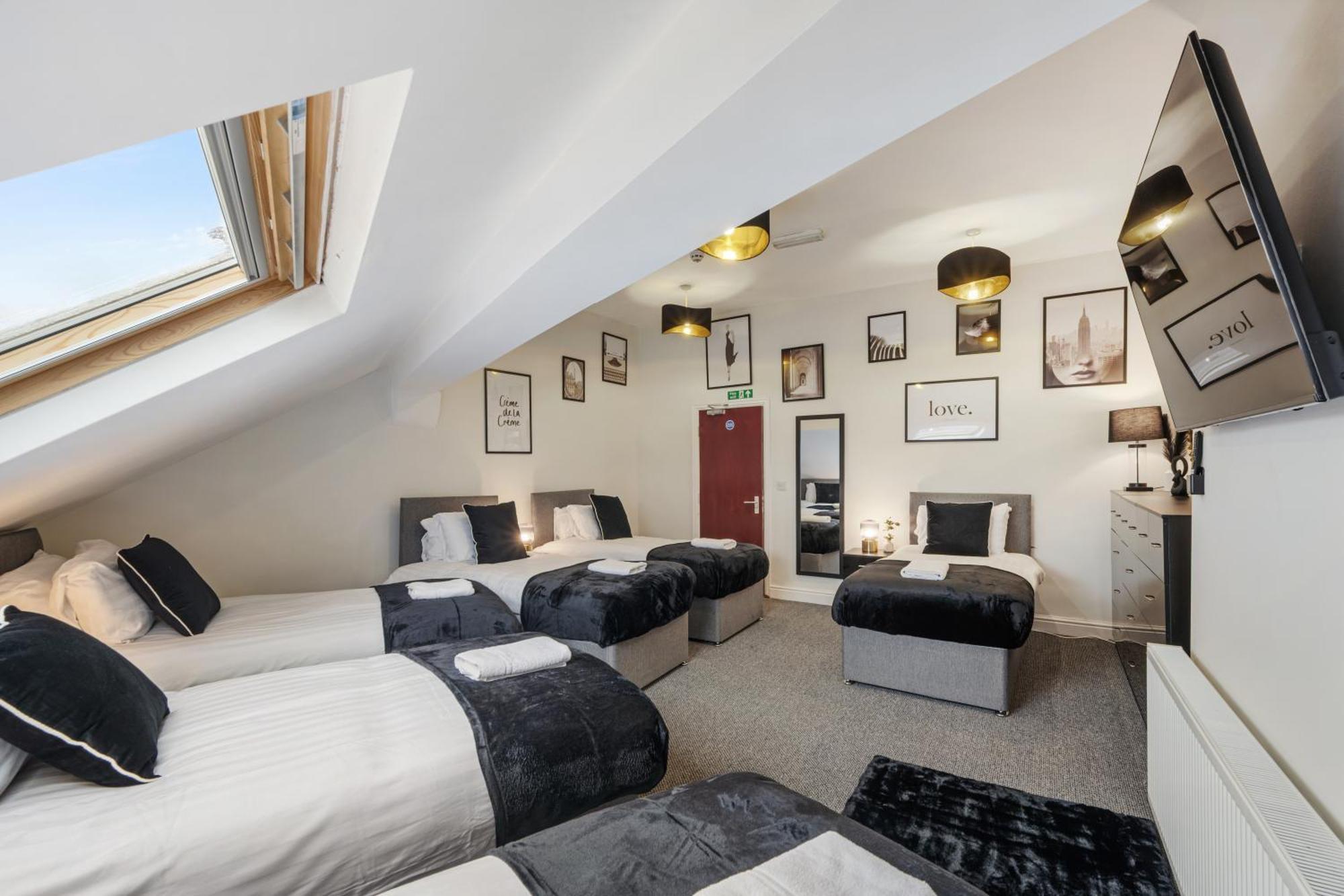 Anfield Cosy Stays - Air Host & Stay - Sleeps 14 Liverpool Exterior foto